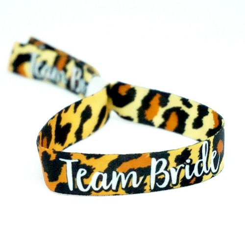 Leopard print hen - leopard,